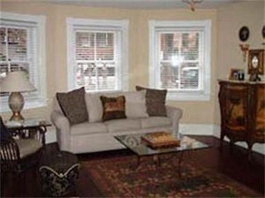 Luxury Living Savannah Interior photo